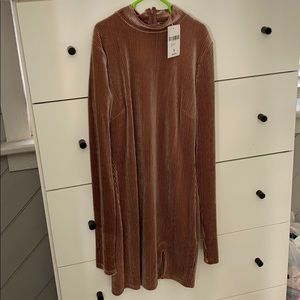 Body con velvet dress